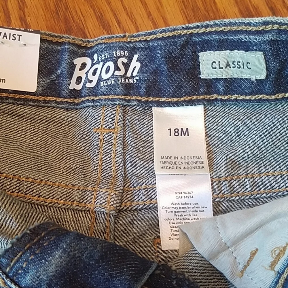 NWT OshKosh Jeans - 18 Months